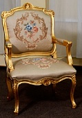 Кресло  Antik
